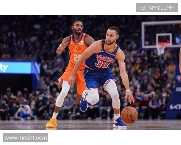 战术革新如何帮助新教练激活布克展现全能潜力